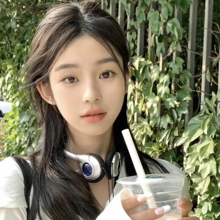 我才不会爱上契约女友